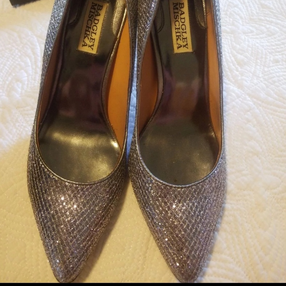 Badgley Mishka Dulce Pumps
